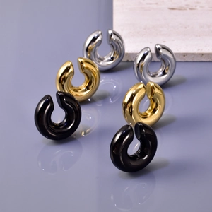 Titanium Steel 18K Gold Plated C-Shaped Hoop Earrings Minimalist Thick Hollow Round Tube Earrings Street Style Women Jewelry