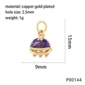 Detailed view of purple heart crystal pendant with gold-plated copper setting and dimensions