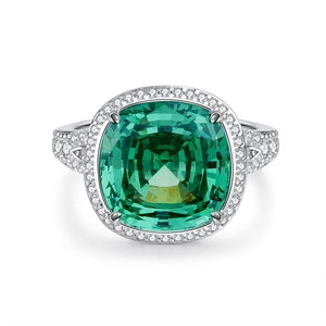 Elegante anello in argento 925 con pietra verde da 10 carati e zirconi scintillanti