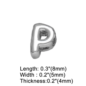 Dettaglio dimensioni del ciondolo lettera P argento, perla DIY lunga 8mm e larga 5mm