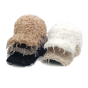 Cappello Da Baseball In Peluche Con Nappine Sfilacciate Distressed Tinta Unita Inverno Caldo Visiera Curva Unisex Streetwear