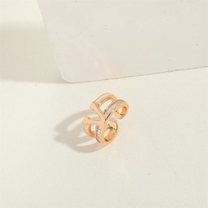 Luxurious gold V-shaped adjustable open ring with rectangular zircon stones for women