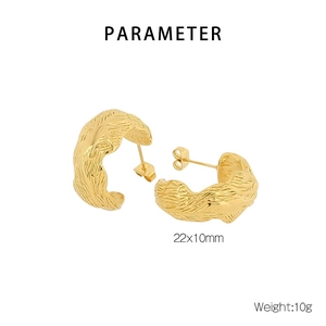 Détails des paramètres des boucles d'oreilles dorées en C, taille 22x10mm et poids 10g
