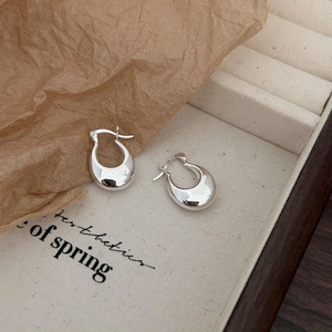 Minimalist S925 sterling silver U-shaped hoop earrings with a polished glossy finish