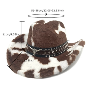 Pluche cowboyhoed met bruine koeienprint, stierkop ornament en afmetingen
