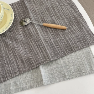 Minimalist cotton linen placemats with vertical stripes for heat resistant dining tables