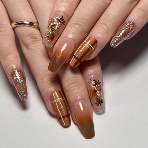 French Style Long Coffin Press On Nails Autumn Maple Leaf Plaid Glitter Caramel Gradient False Nails For Women