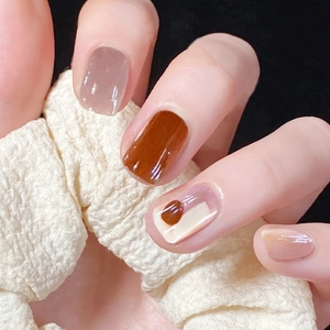 Glossy Plastic Press On Nails Short Square Round Cherry Graffiti Color Blocking Artificial Nails For Women