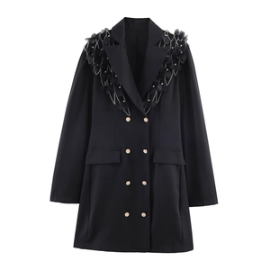 Robe Blazer Noire À Double Boutonnage Avec Plumes Chaînes En Strass Applique Florale Manches Longues Robe De Soirée