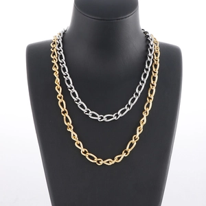 Hip hop snake-link men's necklaces in gold and silver finish on a mannequin