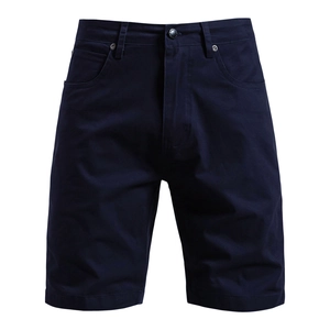 Vue à plat du short décontracté en coton bleu marine pour hommes avec cinq poches