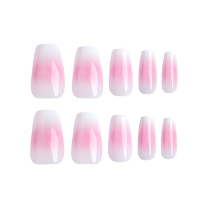 Coffret de 10 faux ongles dégradés rose et blanc de forme ballerine sur fond blanc