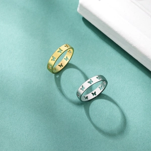 Hollow butterfly ring set in gold and silver plating made of stainless steel