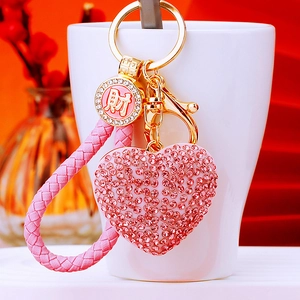 Fashion Rhinestone Heart Keychain For Women Creative Car Key Ring Metal Heart Bag Pendant Charm Gift Jewelry