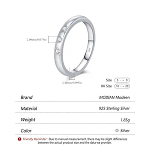 Bague minimaliste en argent sterling S925 avec trois zircons ronds sur l'anneau