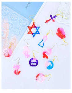 Pendentifs de boucles d'oreilles en résine cristal aux dégradés et formes variées