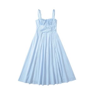Light blue French retro lace-up dress with thin straps and waist-slimming side slit
