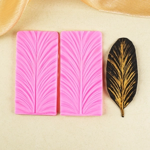 Peacock feather silicone mold for DIY fondant and chocolate cake decoration