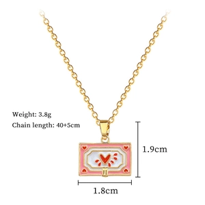 Pink heart mahjong pendant necklace with 3.8g weight and 40+5cm gold chain specs