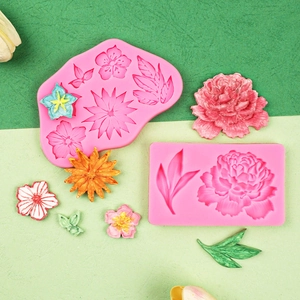 Moules en silicone détaillés pour fondant avec motifs floraux de lys et tournesols