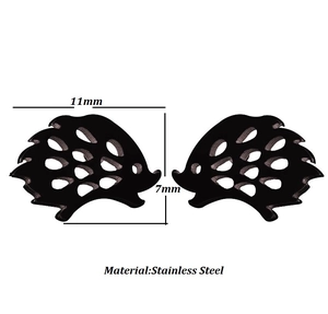 Detailed view of hedgehog earrings with dimensions 11x7mm in black stainless steel