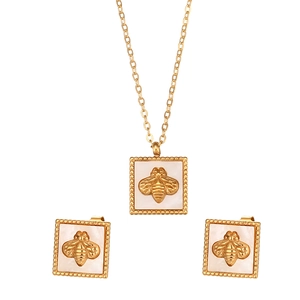 Golden square shell necklace and bee earrings set with French vintage minimalist style