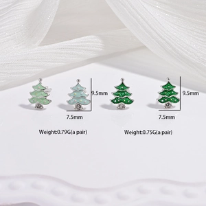 Detailed view of S925 sterling silver Christmas tree earrings with size and weight data