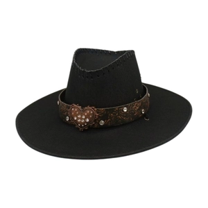 Chapeau de cowboy en feutre noir avec boucle de cœur cloutée et large bord pour protection solaire