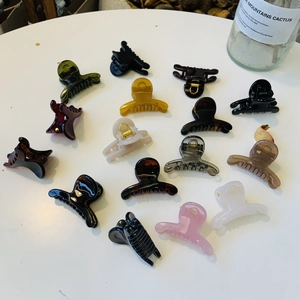 Pinces À Cheveux Minimalistes Pour Femmes Griffes En Plastique Boucle Papillon Accessoire De Coiffure Polyvalent