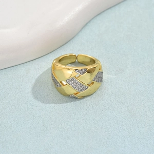 Exquisite gold-plated braided wide ring with pavé sparkling cubic zirconia crystals