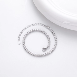 Detail of S925 sterling silver tennis bracelet with cubic zirconia in a claw setting