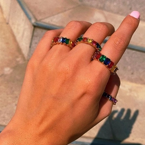 Baguette Cubic Zirconia Eternity Ring Edelstahl Vergoldet Regenbogen Bunt Rechteckiger Stein Hip Hop Schmuck