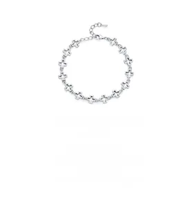 Detail showing s925 silver hollow cross links with lobster clasp and extension chain