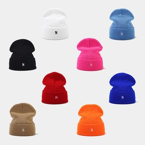 Bonnet Beanie Doux Acrylique Tricot Côtelé Avec Broderie Lettre N Hiver Chaud Extérieur Casual Streetwear Unisexe Mode
