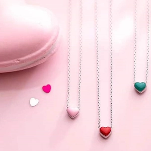 S925 sterling silver heart pendant necklace with colorful enamel heart charms
