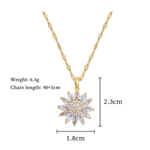 Detailed dimensions of sunflower necklace with pendant size 2.3x1.8cm and 40+5cm chain