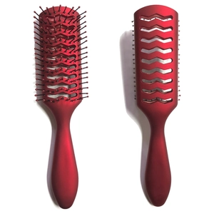 Vista frontale e posteriore di una spazzola rossa metallizzata per volume e styling