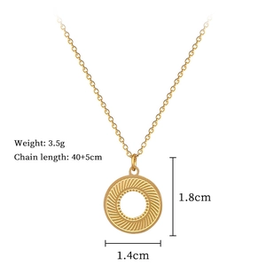 Detail view of gold titanium steel necklace with 3.5g weight and 40+5cm chain size