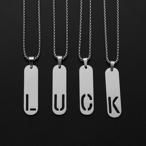 Herren Punk Hip-Hop Edelstahl LUCK Buchstaben-Anhänger Halskette mit Boxkette