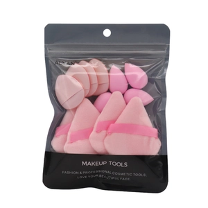 Set di 12 piumini da trucco rosa con spugne triangolari in una busta con chiusura zip