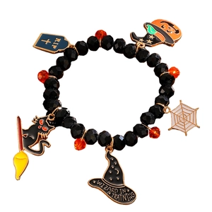 Pulsera de cuentas de Halloween con colgantes esmaltados de sombrero de bruja y calabaza