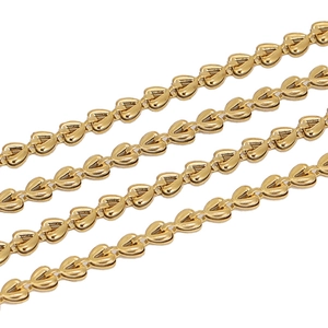 Macro shot of 4mm gold heart-shaped link chains for DIY jewelry making and accessories
