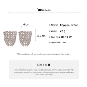 Detailed specs of ziron stud earrings showing 4.5cm size and fan-shaped tassel design