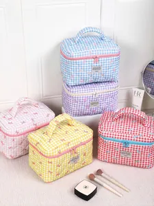Quilted Cotton Makeup Bag Large Capacity Gingham Bow Print Toiletry Organizer Portable Zipper Cosmetic Pouch Women