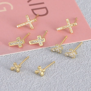 Exquisite 18K gold-plated cross stud earrings set with micro-inlaid zircon details
