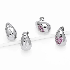 Orecchini a goccia minimalisti argento con strass a forma di croce e di cuore