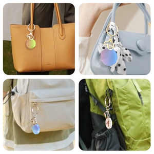 DIY-Harz-Schlüsselanhänger in verschiedenen Farben als Taschenanhänger an Taschen