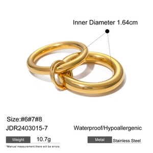 Interlocked 18k gold plated stainless steel double rings with size and weight details