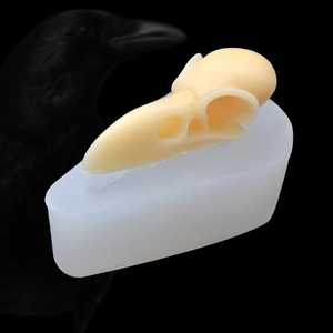 Crow Bird Skull Shape Silicone Mold For DIY Baking Fondant Chocolate Mousse Resin Crafting Realistic Gothic Halloween