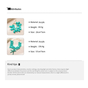 Detailed size and weight specification chart for bohemian acrylic starfish necklaces